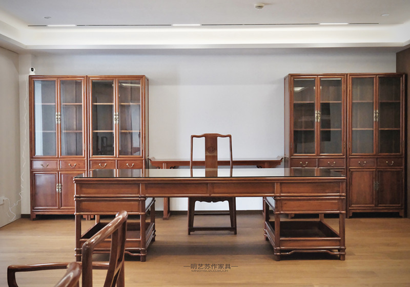 明式大班台
